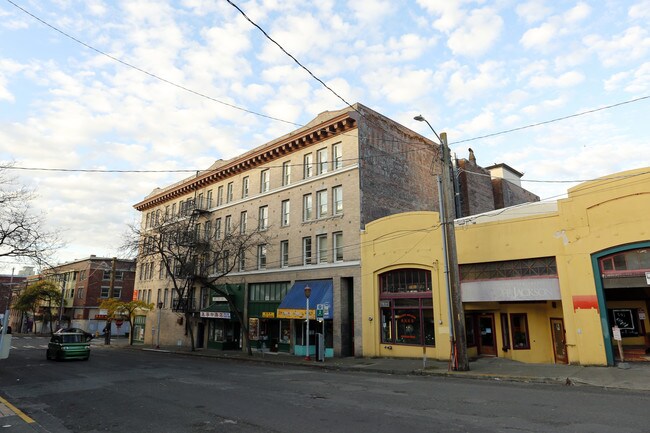 Milwaukee Apartments in Seattle, WA - Building Photo - Building Photo