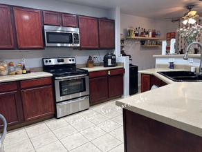 6409 W Orchid Ln in Glendale, AZ - Building Photo - Building Photo