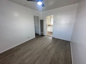 8739 Firestone Blvd-Unit -8741 1/2 in Downey, CA - Building Photo - Building Photo