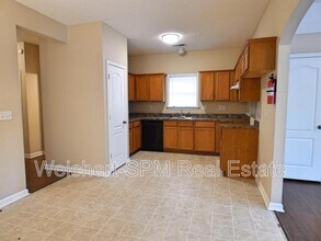 9100 Cinderhill Cove W in Memphis, TN - Building Photo - Building Photo