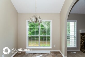 121 Aristocratic Way in Locust Grove, GA - Foto de edificio - Building Photo