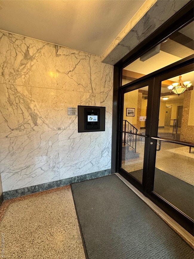 555 Broadway in Hastings On Hudson, NY - Building Photo - Building Photo