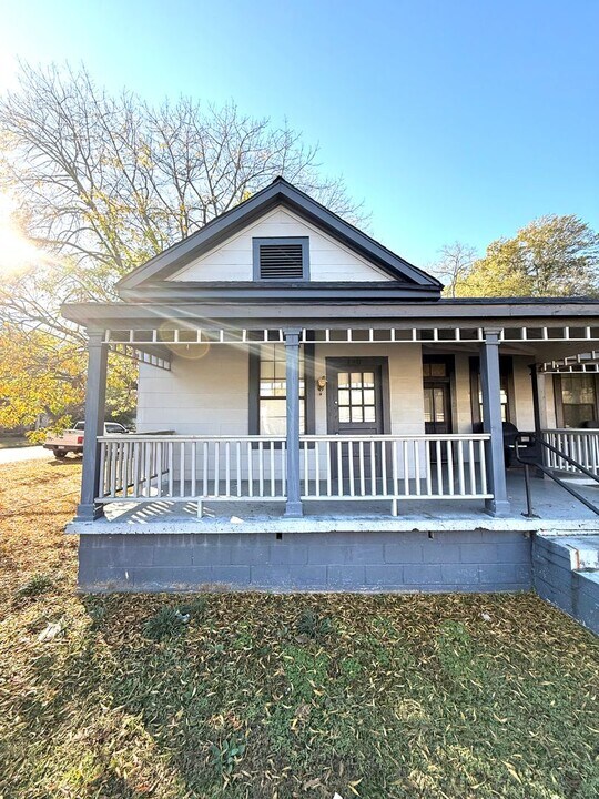 730 Ryan St in Montgomery, AL - Building Photo