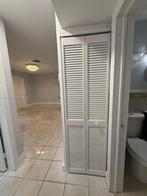 1413 NW 11th St in Fort Lauderdale, FL - Foto de edificio - Building Photo