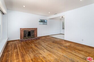 6352 Clyde Ave in San Diego, CA - Building Photo - Building Photo