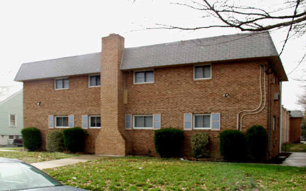 9 W Browning Rd in Collingswood, NJ - Foto de edificio