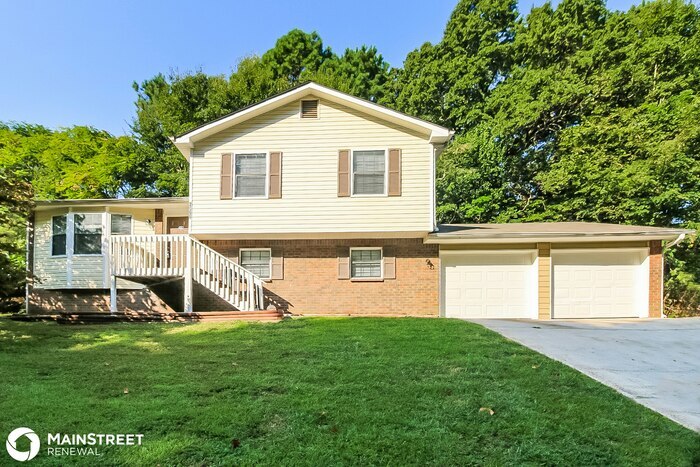 2066 Shoals Way in Decatur, GA - Building Photo