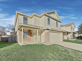 5839 Sherbrooke Oak in San Antonio, TX - Building Photo