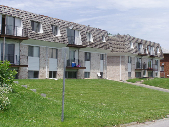 McKenna Apartments in Omaha, NE - Building Photo - Building Photo