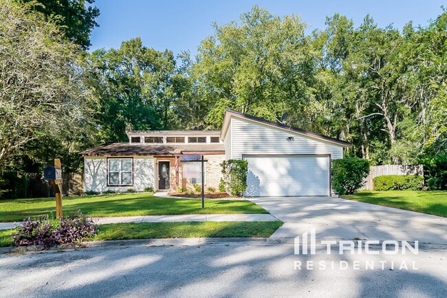 6751 Alisma Ln in Jacksonville, FL - Building Photo - Building Photo