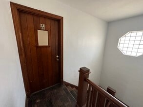 8828 Riverview Blvd, Unit 2S in St. Louis, MO - Foto de edificio - Building Photo