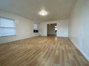405 Buchanan St in Taft, CA - Building Photo - Building Photo