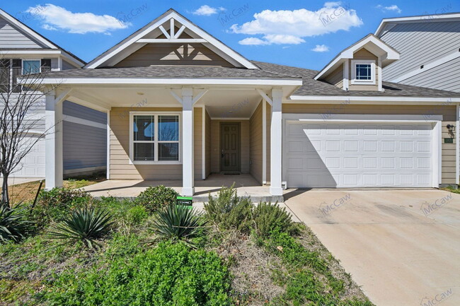 5909 Hopkins Dr in Providence Village, TX - Building Photo - Building Photo