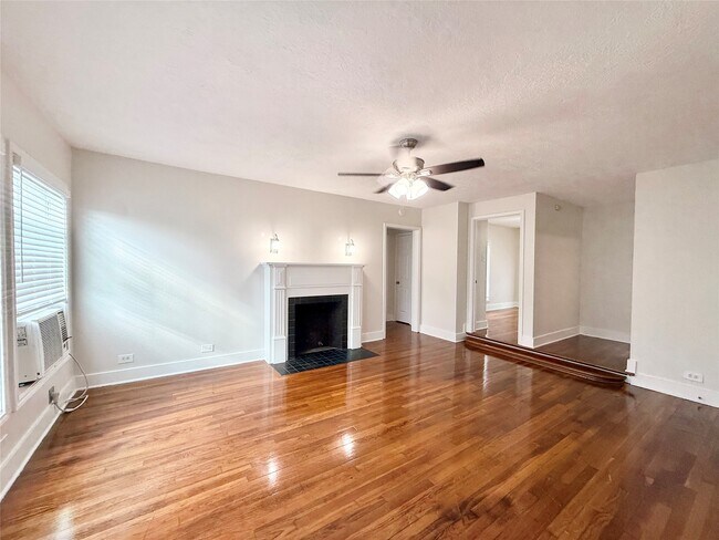 5402 Jackson St in Houston, TX - Foto de edificio - Building Photo