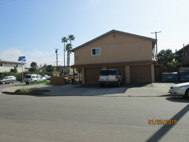 Tri-Plex in Orange, CA - Building Photo - Other