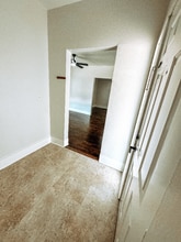 309 N Dubellette St in Weatherford, TX - Building Photo - Building Photo