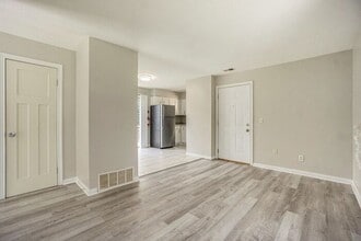 433 N Riverview Dr in Parchment, MI - Building Photo - Building Photo