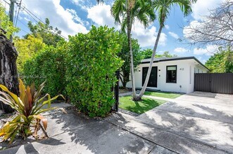 412 NW 41st St in Miami, FL - Building Photo - Building Photo