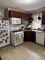 23 Fair Oaks St, Unit 2nd Floor in Cambridge, MA - Building Photo