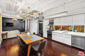 6253 Hollywood Blvd in Los Angeles, CA - Building Photo - Building Photo