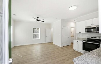 164 Indiana Ave in Athens, GA - Building Photo - Building Photo