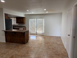 1161 E Diamond Dr in Tempe, AZ - Building Photo - Building Photo