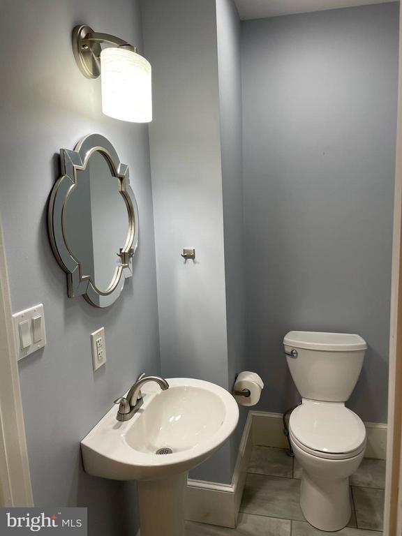 909 N 2nd St in Harrisburg, PA - Building Photo - Building Photo