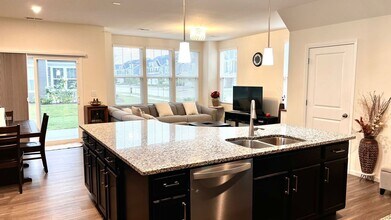 538 Watercress Dr in Aurora, IL - Building Photo - Building Photo