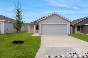 1334 Neria Lp in San Antonio, TX - Building Photo