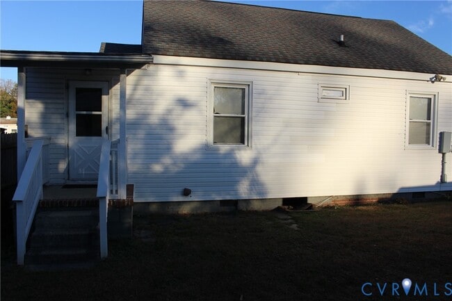706 Floral Ave in Colonial Heights, VA - Building Photo - Building Photo