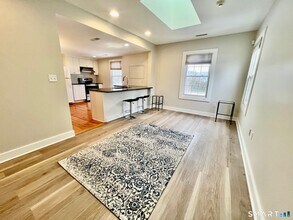 435 Foxon Rd in North Branford, CT - Building Photo - Building Photo