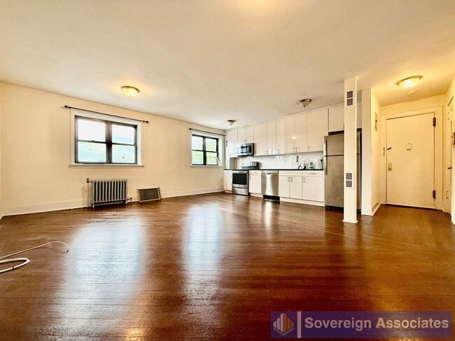 property at 21 Fifth Ave