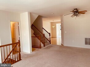 16802 Sweeney Ln in Woodbridge, VA - Building Photo - Building Photo