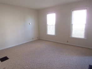 213 Essex St in Syracuse, NY - Building Photo - Building Photo