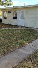 2002 20th St W in Bradenton, FL - Building Photo - Building Photo