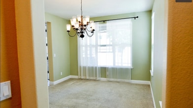 1426 Montauban Ct in Tracy, CA - Building Photo - Building Photo
