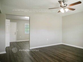 4085 Brewer Dr SW in Atlanta, GA - Building Photo - Building Photo