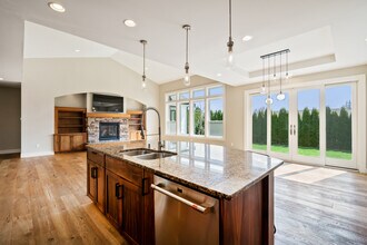853 Captain Bay Ct in Lynden, WA - Building Photo - Building Photo