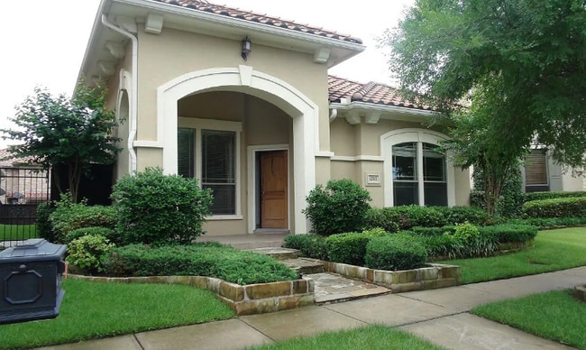 property at 6783 San Fernando
