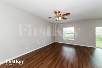 6641 Hornbuckle Blvd in North Port, FL - Building Photo - Building Photo