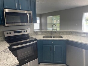 207 Southbridge Cir in Kissimmee, FL - Building Photo - Building Photo