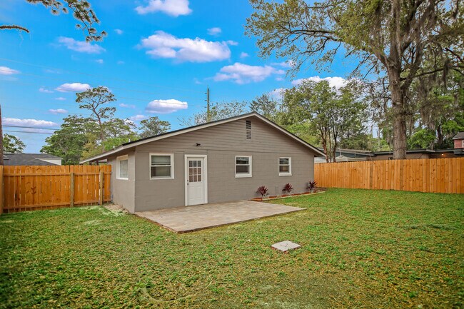237 N Bowlan St in Jacksonville, FL - Building Photo - Building Photo