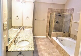 1327 Royal Palm Ln in Carrollton, TX - Building Photo - Building Photo
