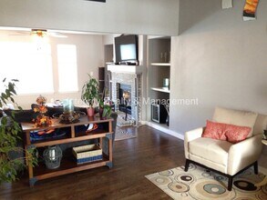 305 Dunhill St in Castle Rock, CO - Building Photo - Building Photo