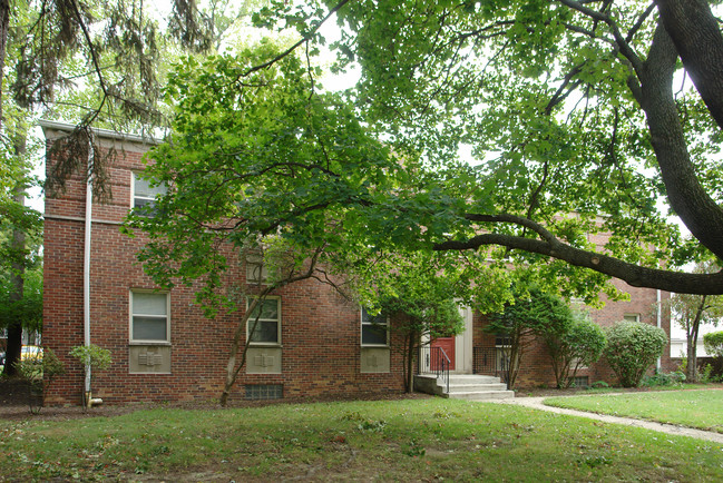 2036 Northwest Blvd in Columbus, OH - Building Photo - Building Photo