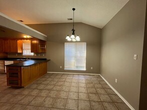 1045 McGowan Dr in Southaven, MS - Building Photo - Building Photo