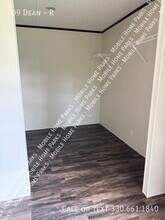 209 Dean Dr in New Kensington, PA - Building Photo - Building Photo