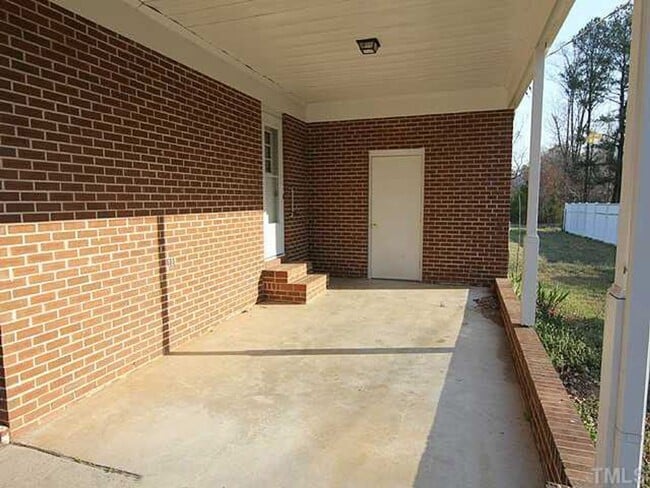property at 8608 Stonegate Dr