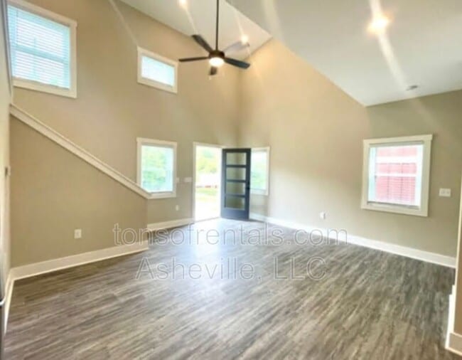 63 East St in Asheville, NC - Building Photo - Building Photo