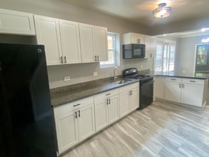 5639 S Fairfield Ave in Chicago, IL - Building Photo - Building Photo